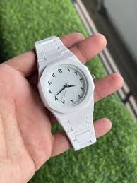 Aura Arabic Smart Watch – Modern Health & Fitness Smartwatch with Arabic Display and Customizable Watch Faces